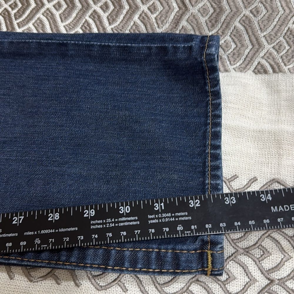 (N5) True Religion Men's 30x32 Mid Wash Denim Straight Leg Ricky Jeans in Blue - Picture 8 of 10